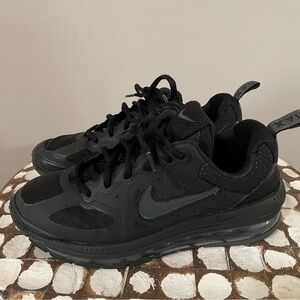 Nike Air Max Genome Kids’ Sneakers Size 5 Black Running Athletic Shoes